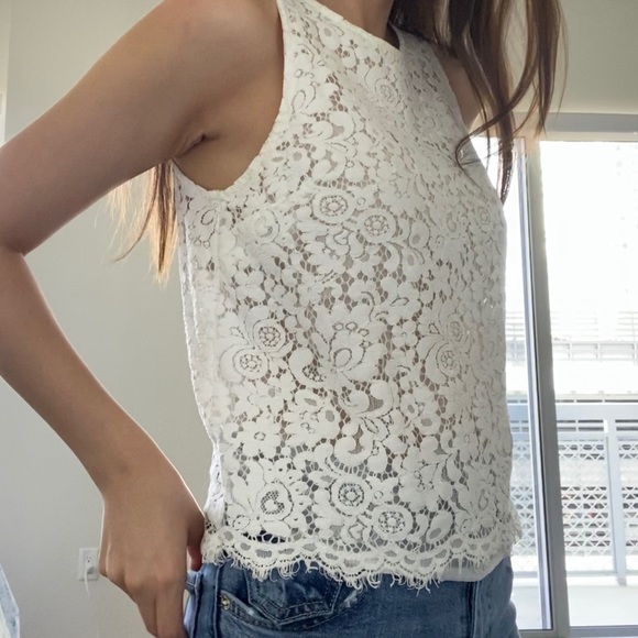 White lace top - Picture 1 of 3